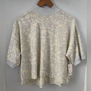 Baby blue shirt with psychedelic 90s icy pattern NWT